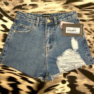 Pretty Little Thing Distressed Jean Shorts